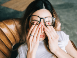 What are common problems with the eyes?